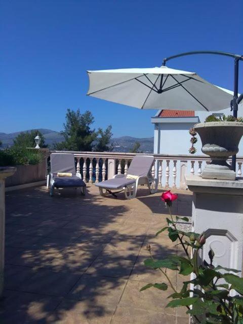 Villa Caroline Trogir Exterior foto