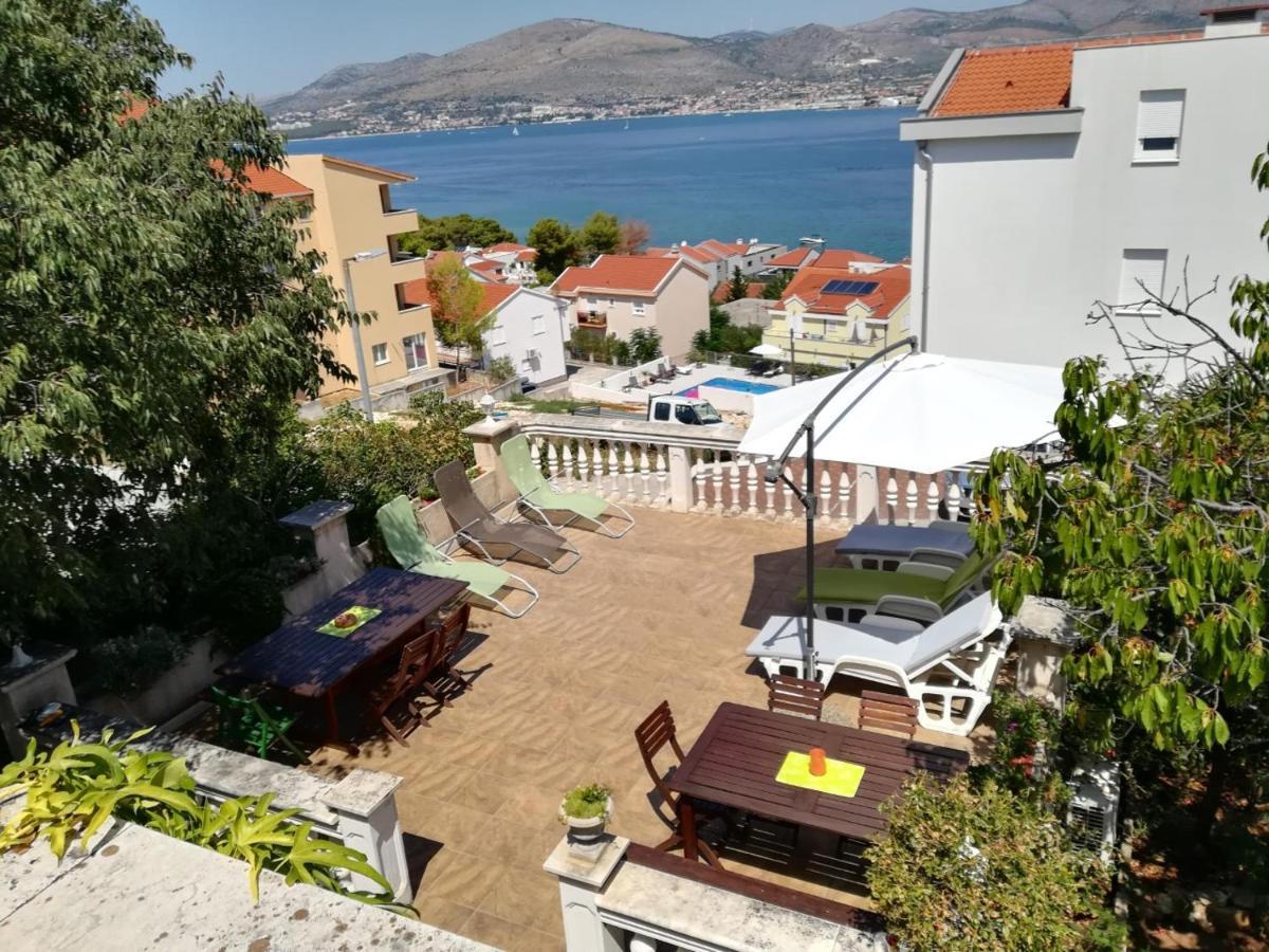 Villa Caroline Trogir Exterior foto